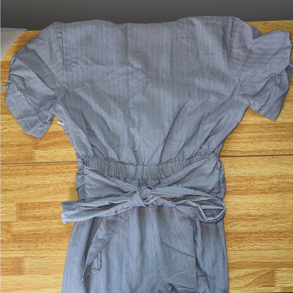 EUC Anthropologie Current Air That's A Wrap pinstrip jumpsuit SMALL‎ puff sleeve - Picture 8 of 11